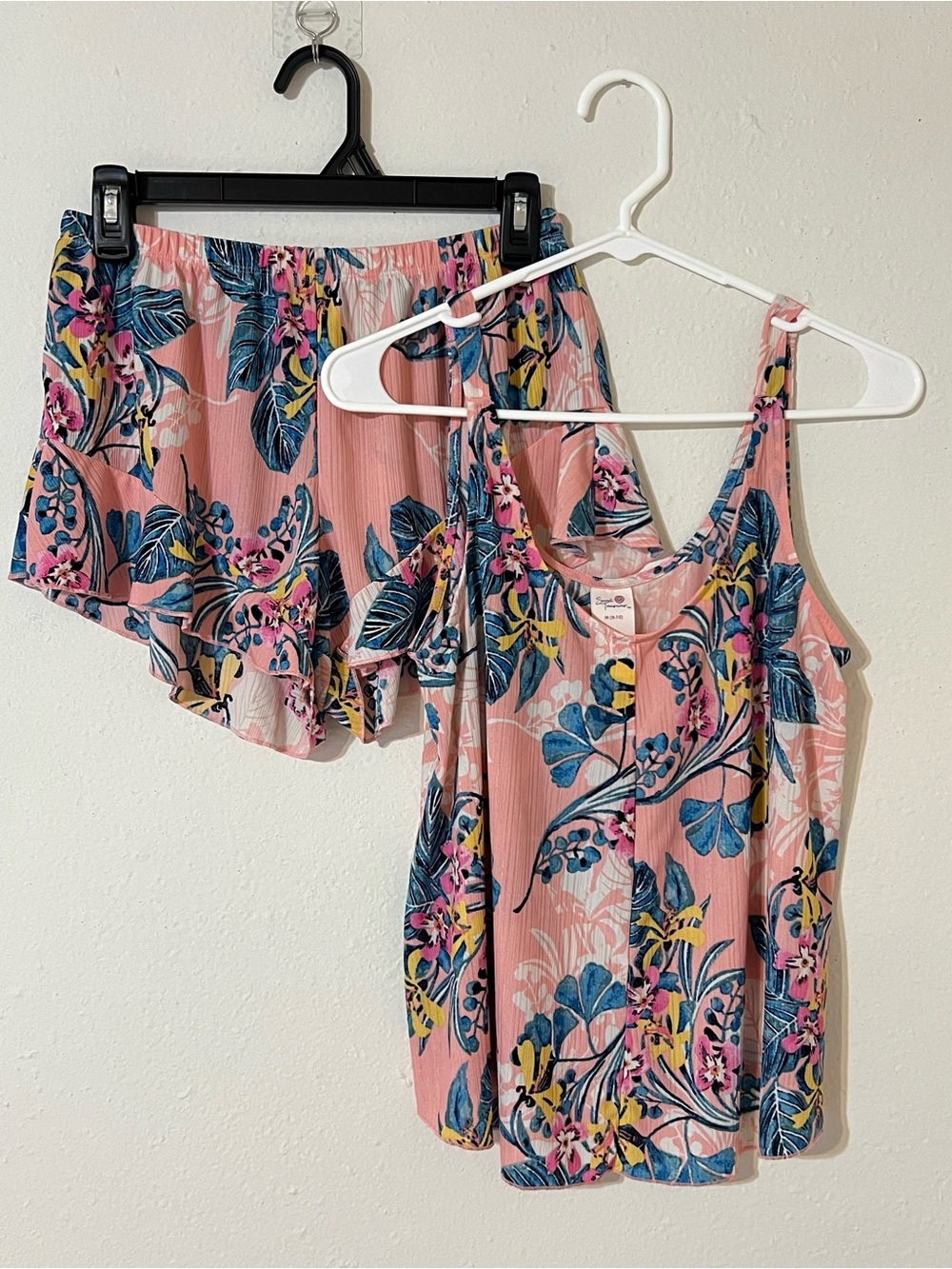 Secret treasures pajamas set